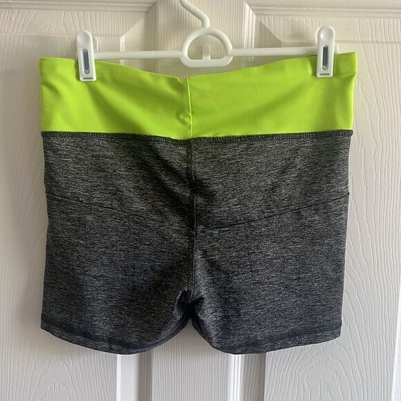 🔹4/$25 Bike Shorts - Picture 2 of 7